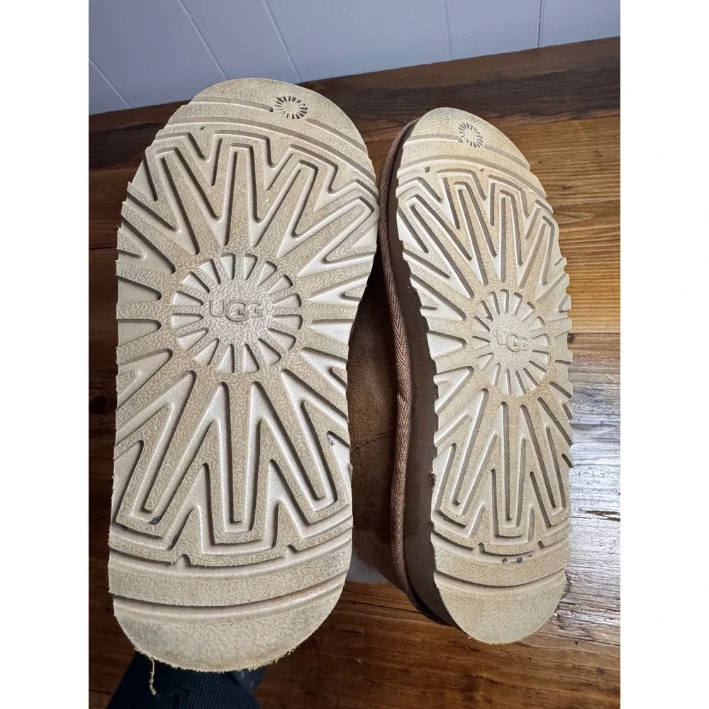 UGG Kids Classic Jona Luxury Boot Sz 11 Chestnut Suede Sheepskin Lined Fold Over